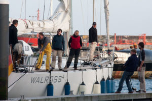 Walross IV beim Ablegen in Ponta Delgada (2010)