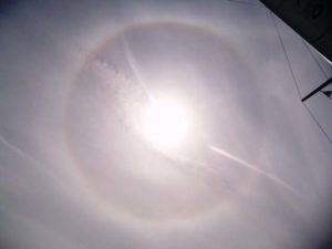 Ein Halo um die Sonne
