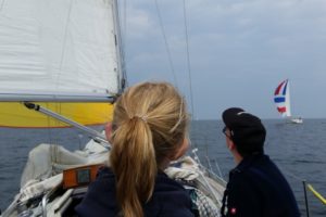 Hinter Pöls Rev gehen die Spinnacker hoch